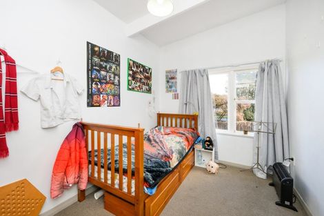 Photo of property in 12 Kent Crescent, Awapuni, Palmerston North, 4412