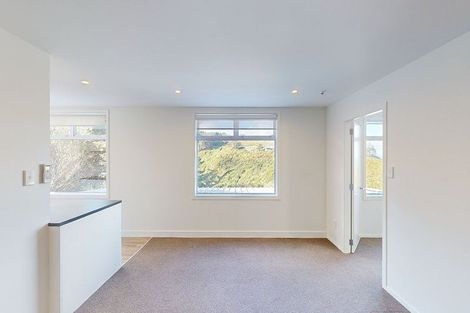 Photo of property in 2/25 Kitchener Terrace, Johnsonville, Wellington, 6037