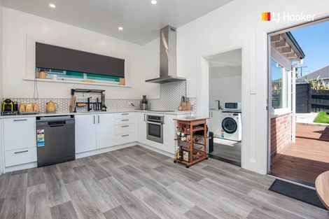 Photo of property in 18 Morrison Street, Caversham, Dunedin, 9012