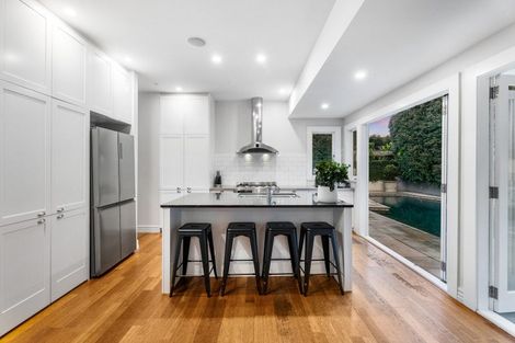 Photo of property in 80 Sarsfield Street, Herne Bay, Auckland, 1011