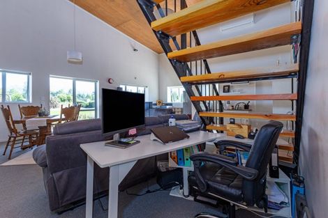 Photo of property in 17 Siegerts Road, Kimbell, Fairlie, 7987