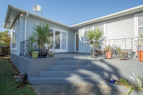 Photo of property in 34 Kaitawa Crescent, Paraparaumu, 5032