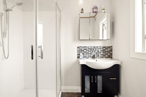 Photo of property in 1 Marshall Street, Bradford, Dunedin, 9011