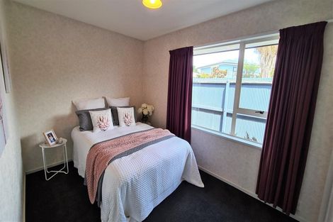 Photo of property in 3/52 Middlepark Road, Sockburn, Christchurch, 8042