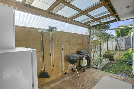 Photo of property in 9 Reo Crescent, Waihi Beach, 3611