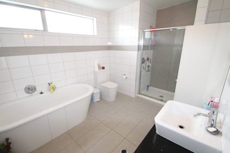 Photo of property in 35j Garnet Road, Westmere, Auckland, 1022