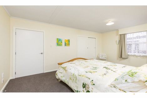 Photo of property in 6 Durham Street, Waimate, 7924