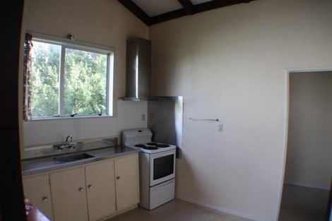 Photo of property in 3/4 Narbada Crescent, Khandallah, Wellington, 6035