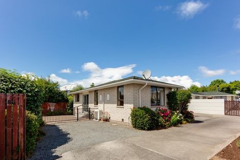 Photo of property in 1/8a Salford Avenue, Redwood, Christchurch, 8051
