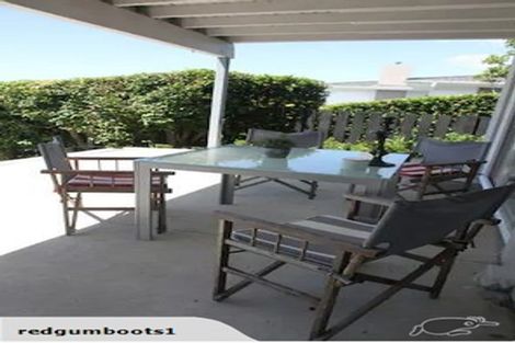 Photo of property in 25 Rosario Crescent, Red Beach, 0932