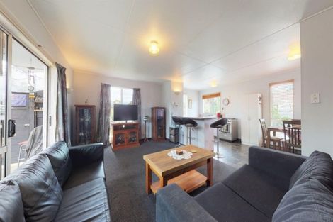 Photo of property in 13 Morgan Crescent, Levin, 5510