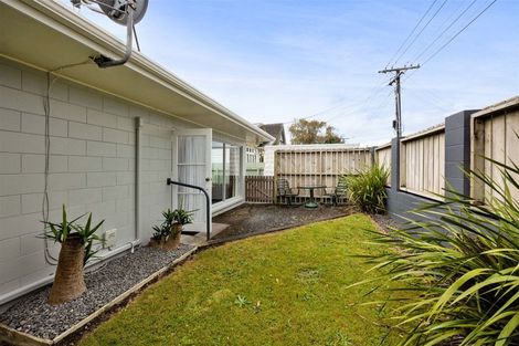 Photo of property in 74a Barrett Street, Westown, New Plymouth, 4310