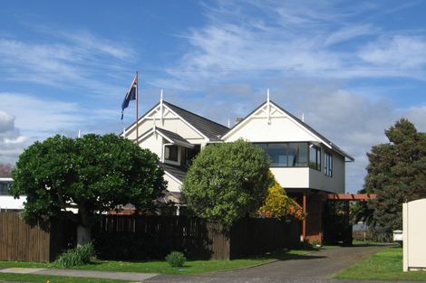 Photo of property in 152 Ngatai Road, Otumoetai, Tauranga, 3110