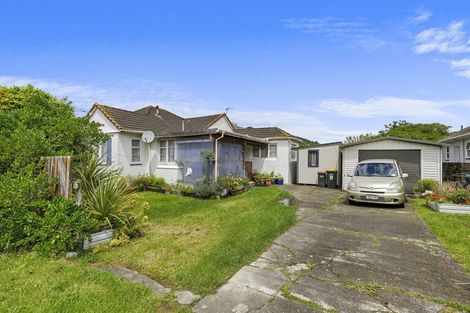 Photo of property in 15 Raymond Terrace, Fairfield, Lower Hutt, 5011