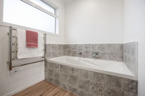 Photo of property in 26 Mount View Road, Melville, Hamilton, 3206