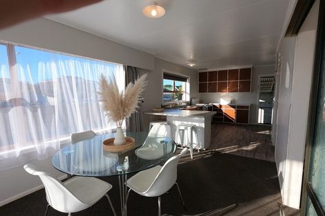 Photo of property in 2 Park Lane, Waitara, 4320