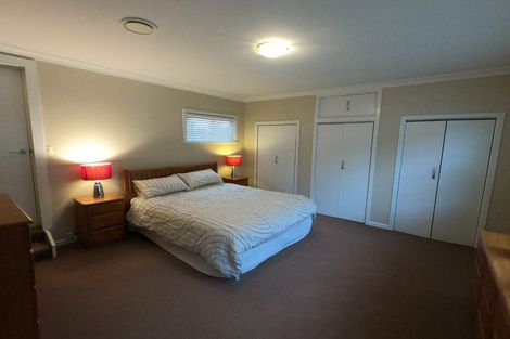 Photo of property in 2/26 Dallinghoe Crescent, Milford, Auckland, 0620