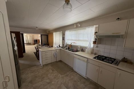 Photo of property in 38 Chedworth Avenue, Chedworth, Hamilton, 3210
