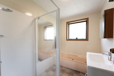 Photo of property in 1/81 Cannon Hill Crescent, Mount Pleasant, Christchurch, 8081