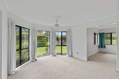 Photo of property in 10 Gleaming Place, Waiuku, 2123