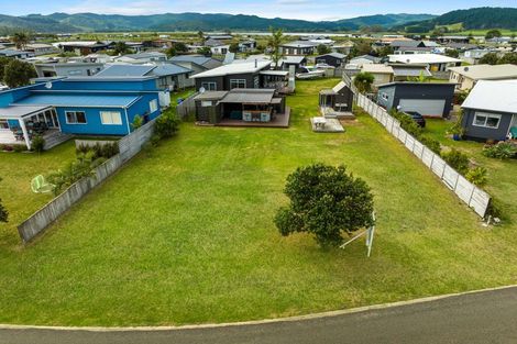 Photo of property in 102 Mahoe Place, Matarangi, Whitianga, 3592
