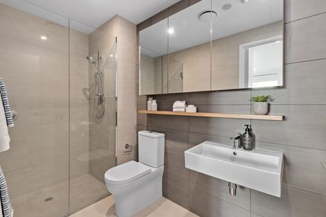 Photo of property in 106/8a Lake Pupuke Drive, Takapuna, Auckland, 0622