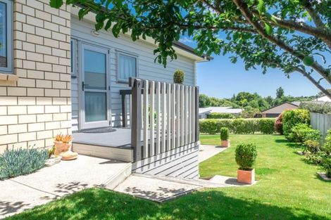 Photo of property in 18 Lithgow Drive, Otamatea, Whanganui, 4500