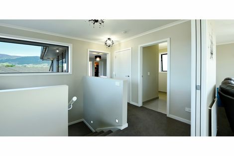 Photo of property in 31 Kendall View, Stoke, Nelson, 7011