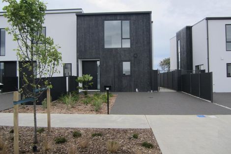 Photo of property in 27 Pipi Place, Levin, 5510