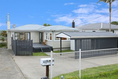 Photo of property in 216a Sturges Road, Henderson, Auckland, 0612