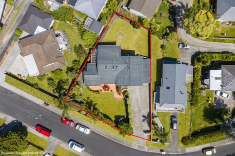 Photo of property in 3a Leiden Place, Totara Vale, Auckland, 0629