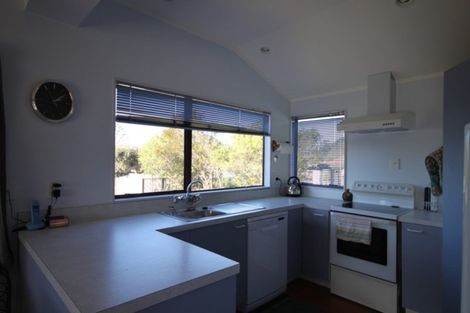 Photo of property in 15 Jubilee Drive, Pauanui, Hikuai, 3579