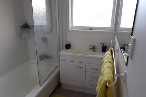 Photo of property in 38a Whiteacres Drive, Sunnyhills, Auckland, 2010