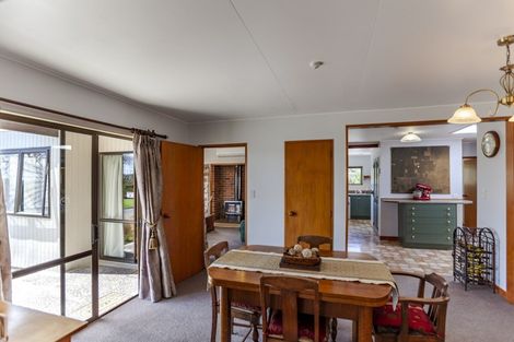 Photo of property in 350 Porangahau Road, Waipukurau, 4282