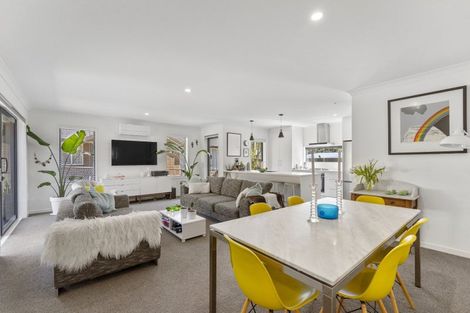 Photo of property in 158a Waikawa Road, Picton, 7220