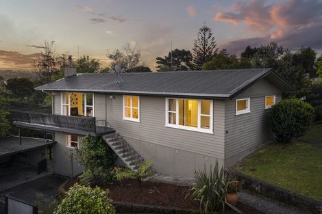 Photo of property in 121 Captain Scott Road, Glen Eden, Auckland, 0602