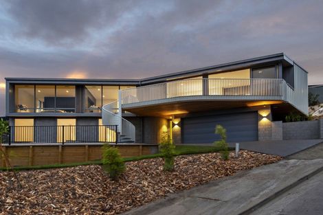 Photo of property in 16 Galilee Lane, Moncks Bay, Christchurch, 8081