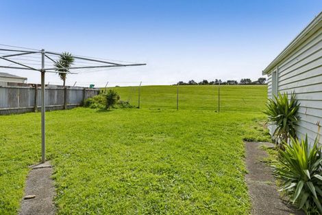 Photo of property in 40 Marama Crescent, Spotswood, New Plymouth, 4310