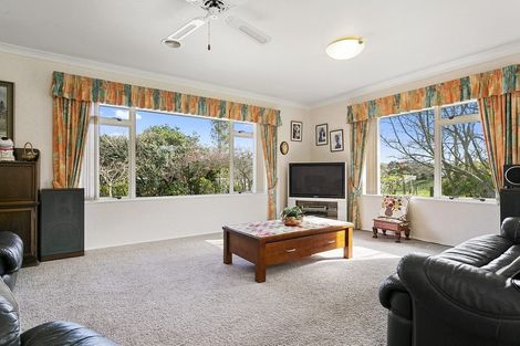 Photo of property in 10 Kittow Street, Tirau, 3410