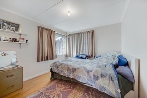 Photo of property in 57 Dale Crescent, Pakuranga, Auckland, 2010