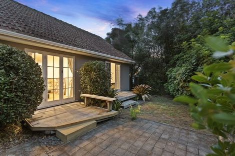 Photo of property in 24 Chatham Avenue, Paremoremo, Auckland, 0632
