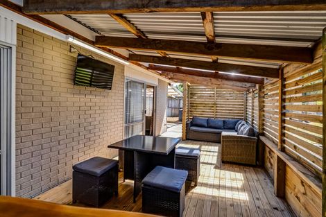 Photo of property in 28a Simons Street, Moturoa, New Plymouth, 4310