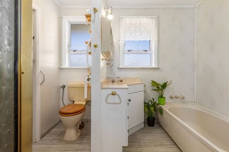 Photo of property in 10 Hobson Street, Levin, 5510