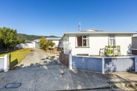 Photo of property in 11 Phar Lap Grove, Trentham, Upper Hutt, 5018