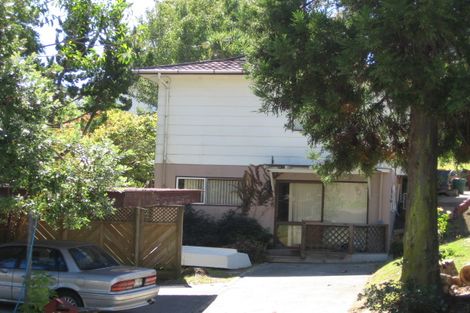 Photo of property in 11 Sispara Place, Beach Haven, Auckland, 0626