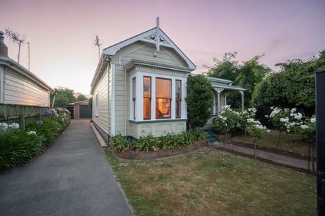 Photo of property in 46 Lombard Street, Palmerston North, 4410