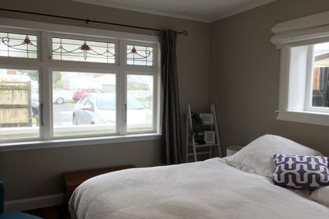 Photo of property in 40 Palm Avenue, Lyall Bay, Wellington, 6022