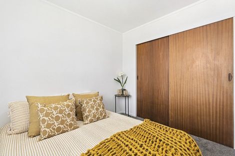 Photo of property in 105b Taylor Terrace, Tawa, Wellington, 5028