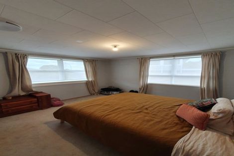 Photo of property in 4 Dunstall Place, Mangere Bridge, Auckland, 2022