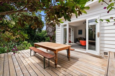 Photo of property in 147 Moxham Avenue, Hataitai, Wellington, 6021